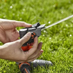Arroseur Canon Pic Comfort Gardena Arrosage Pelouse Secteur Réglable -Magasin D'Outils De Jardinage arroseur canon sur pic comfort gardena pelouse secteur arrosage reglable 450m2 3