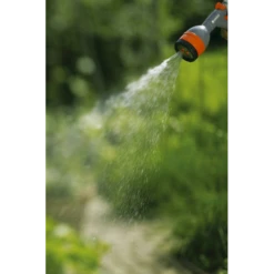 Pistolet D'arrosage Multi-applications - Gardena - 4 Jets Au Choix 18343-20 -Magasin D'Outils De Jardinage p256889 pic1